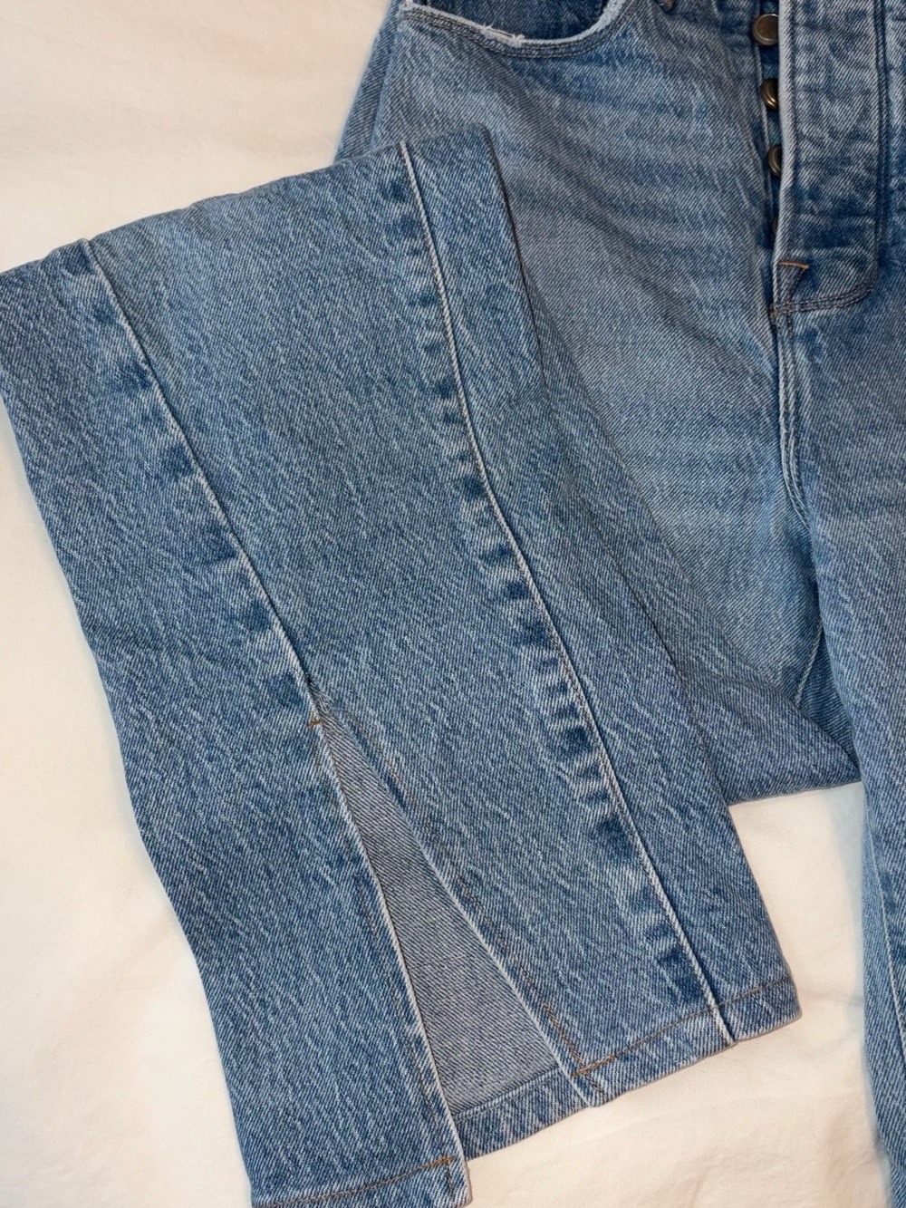 Good American Light Blue High-Rise Distressed Women's Jeans - Picture 5 of 6
